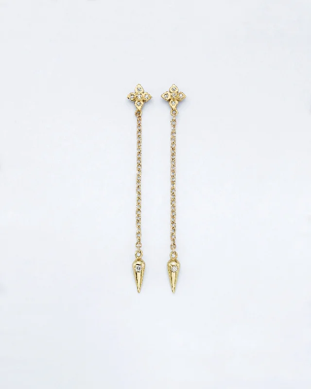 stylish pearl earrings for women -Chain Reaction Clover Pendulum Earrings